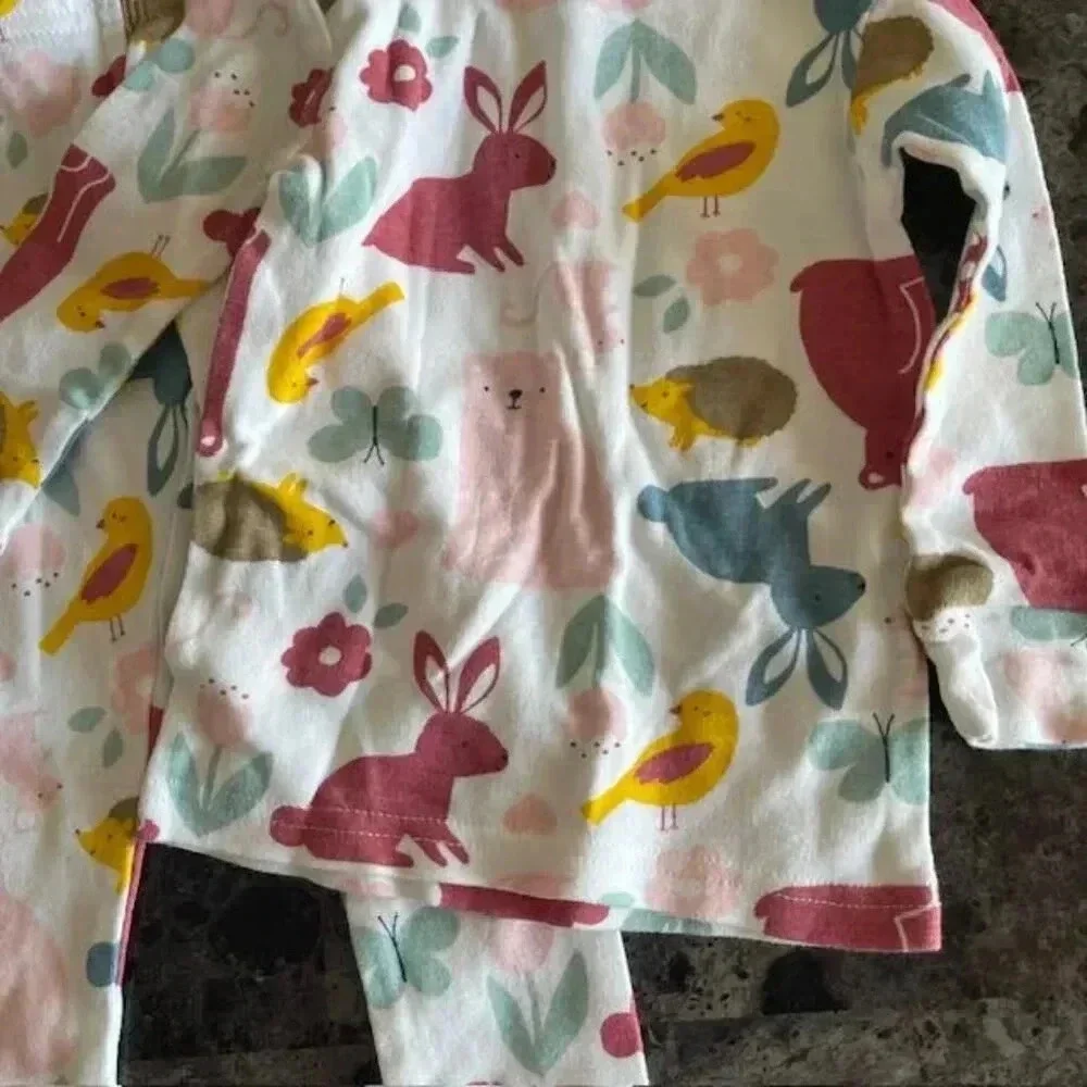 Carter's 2-piece pajama set for girls Size 12 months animal print